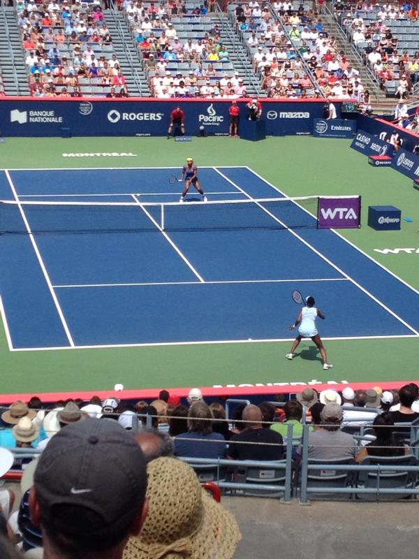 fstlouis03's tweet photo. Happy to be at the Rogers Cup !
The Williams sisters are playing ! #tennisfan http://t.co/tRkwKYoLhH