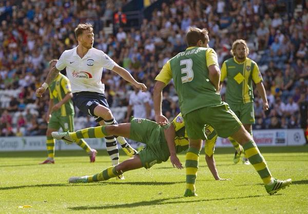 JoeGarner14_'s tweet photo. Buzzing to get my first goal of the season an hopefully more to come! #pnefc http://t.co/wQJwWVDRdz