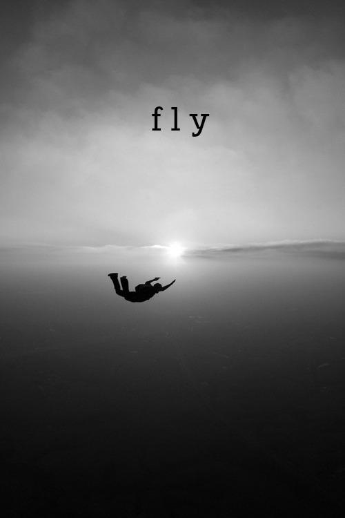 SkydiveA's tweet photo. #skydive #fly #escaperoutine #skydiveaccessories http://t.co/kYXntXKqJH