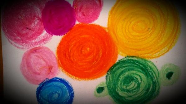 Hüpfiges srahlendes Wesen: malender Sonnenstrahl...