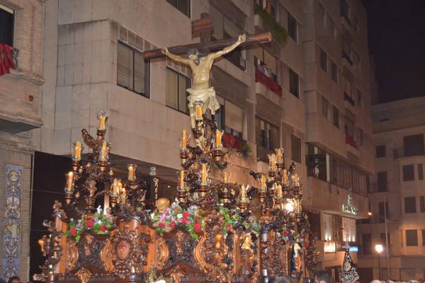 sentir_jaen's tweet photo. Al compás de tu Silencio @humildadjaen @Jaen_Cofrade @infocofradejaen @AlboresdePasion @pasioncofrade02 http://t.co/EPy2Hoo2oa