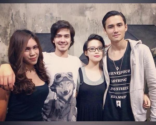 Thanks to our lovely models for the photoshoot :)