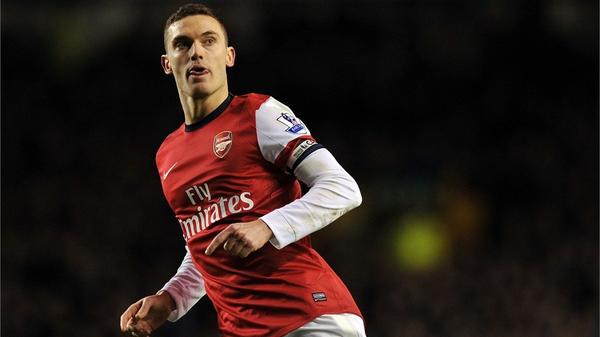 FIFAcom's tweet photo. .@FCBarcelona have agreed a deal with @Arsenal to sign defender @T_Vermaelen05 - http://t.co/AGSq4QPfks http://t.co/W0y1BePL5s