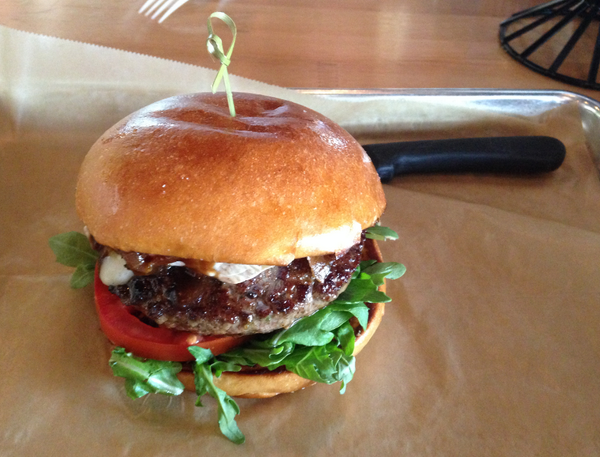 AAA_Travel's tweet photo. Best burger in #Austin @hopdoddy Burger Bar - #AAAInspector 16 http://t.co/5AMmPlpt0C
