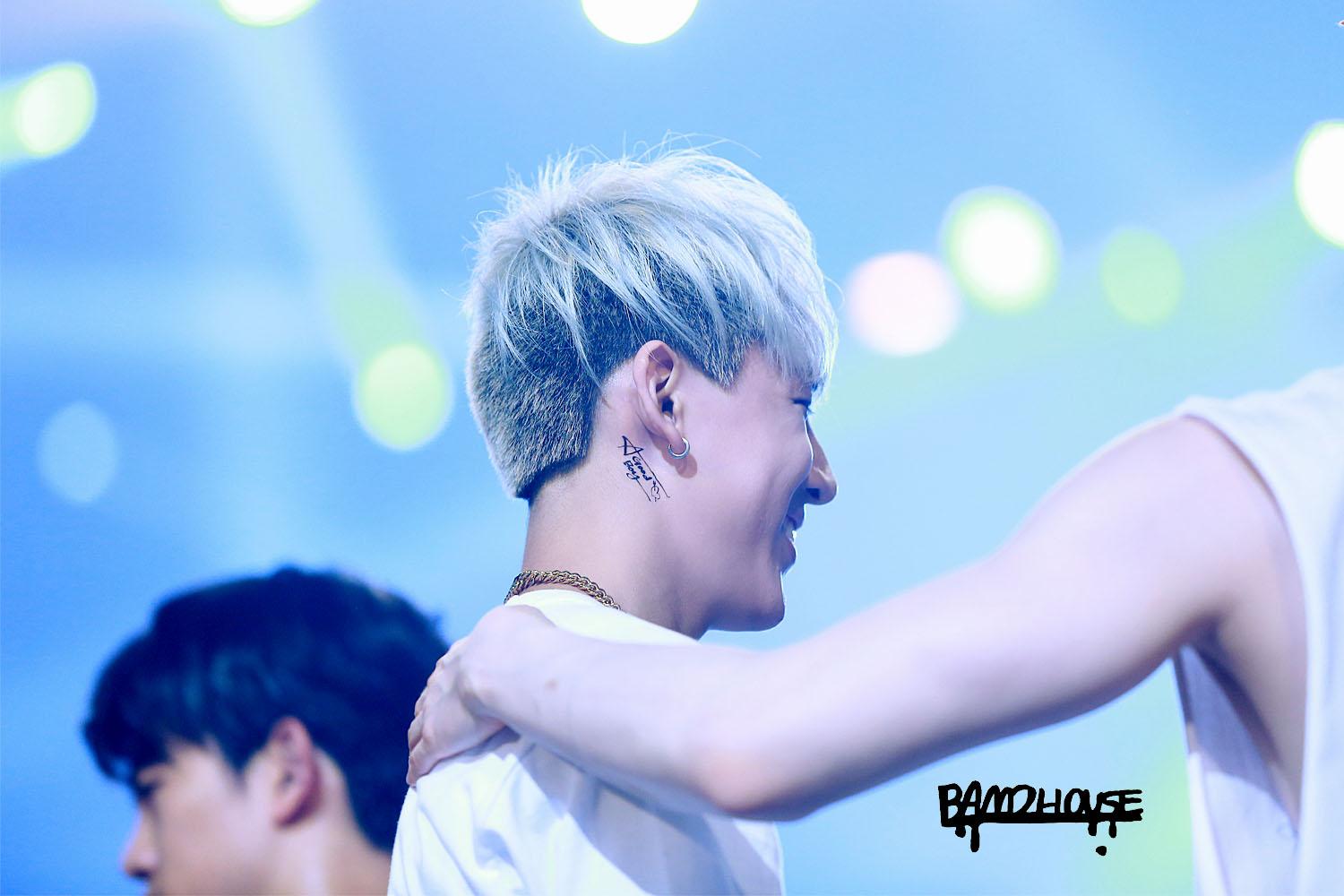 BunqZHrCUAAd2se.jpg:large