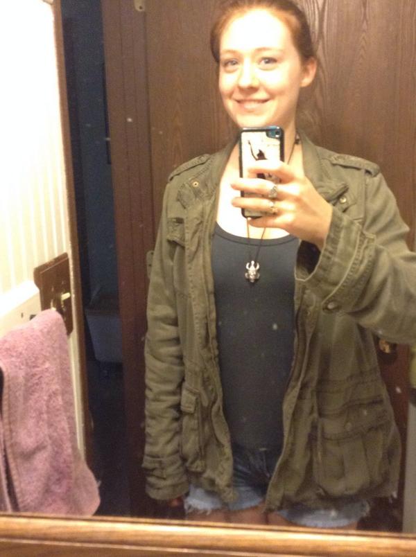 ginnyw96's tweet photo. I've got my dean winchester costume/cosplay started!!!! #Supernatural @cw_spn http://t.co/fKTAITQBef