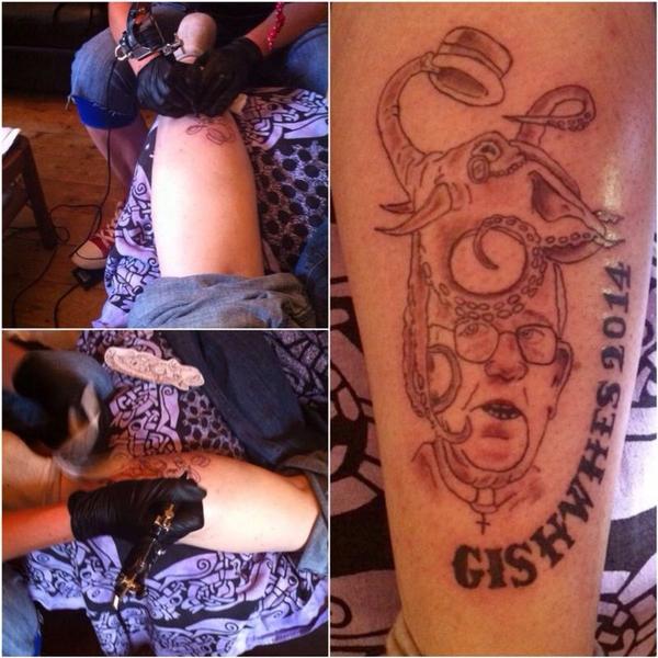 And her amazing tattoo!!! By far the best one I've seen.... @lady_roxy01 #GISHWHES