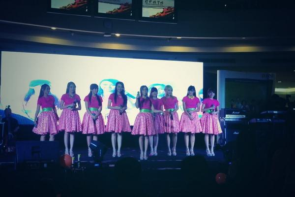 Lagi Nyanyi Lagu Manado <a href="/mi_ChristyChiBi/">ChristySauraNoelaUnu</a>