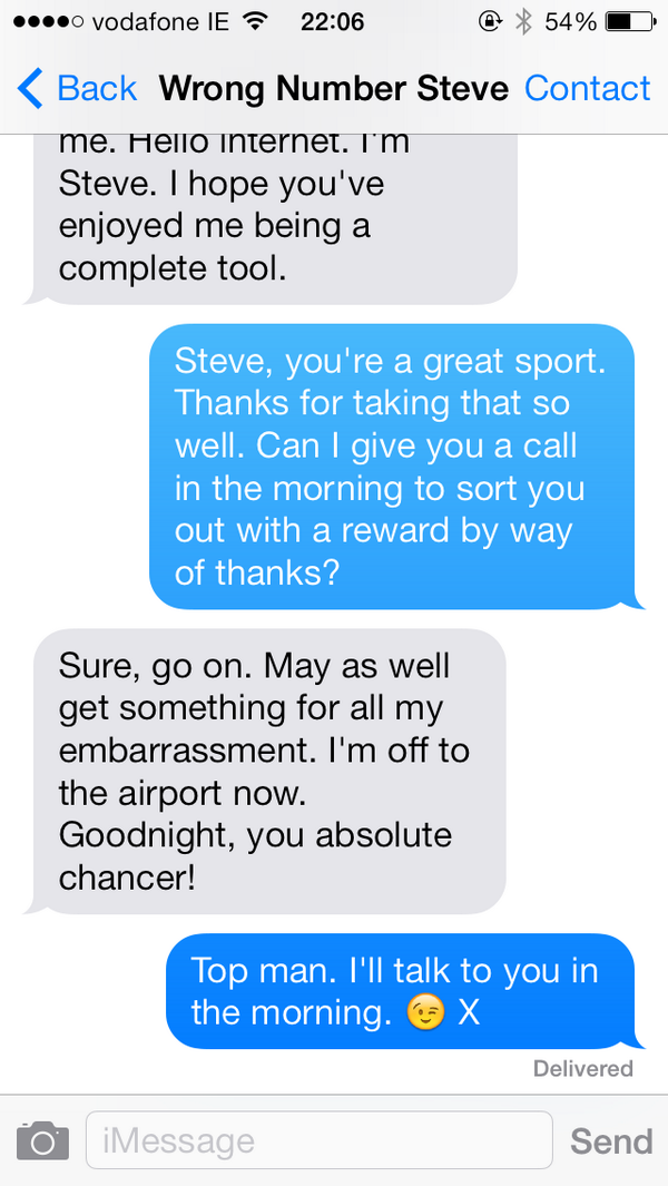 paddypower's tweet photo. And sealed with a kiss. That's it from me and Steve tonight. Hope you enjoyed it as much as I did. #PPTexts http://t.co/q2EWfnrTWi