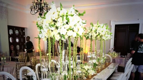BathClub's tweet photo. Beautiful table top design by @AJoyWallace design team! #miamibeachvenue http://t.co/aI9hjKMv51
