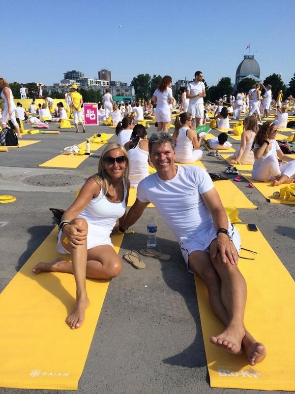 pepoitras's tweet photo. Lolë White Tour 2014 avec ma douce http://t.co/X3k3FhJocn