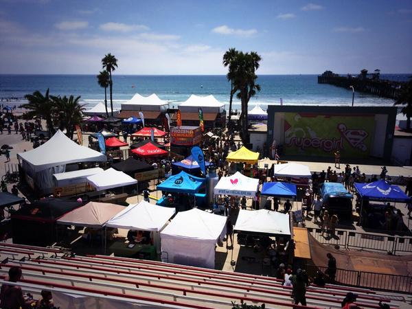 JayMosy's tweet image. Surf, Sun 'n @Sambazon acai bowls. Thru Sunday, Oceanside Pier #supergirlpro