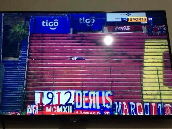 centrocabezagol's tweet photo. Locura y descontrol en La Olla http://t.co/Cnw7blO81H