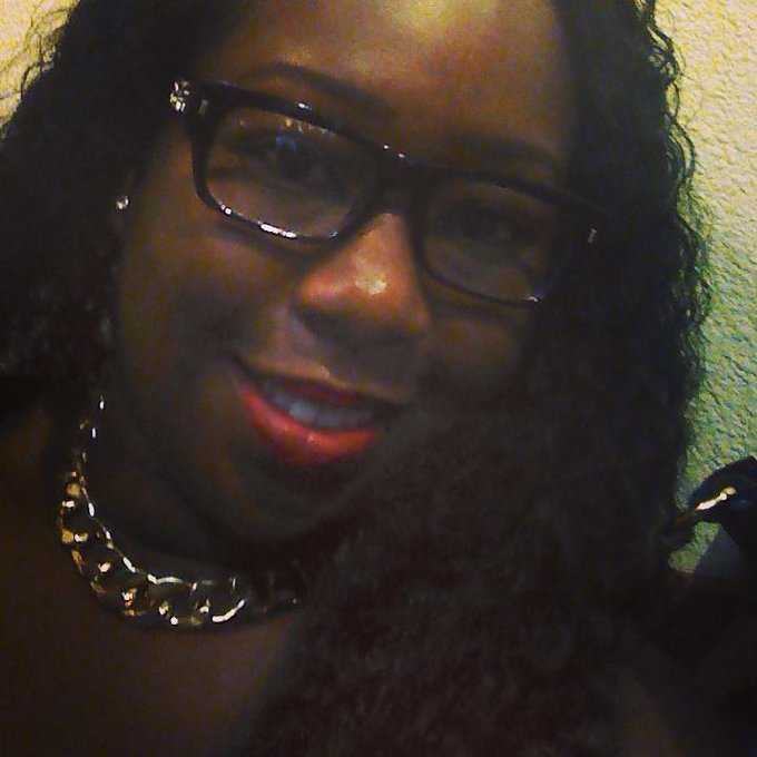 #IAintWorriedBoutNothing Rocking my #Kaoir Red Roses lipstick looking cuutteee 😘💋👍 http://t.co/J0Hct<a href="/tag/iaintworriedboutnothing"class="tags">#IAintWorriedBoutNothing</a><a href="/tag/kaoir"class="tags">#Kaoir</a>