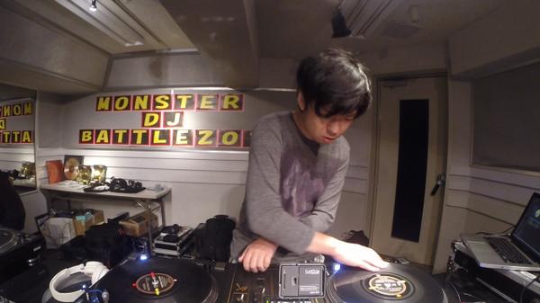DJ_HAGI's tweet photo. TAIJI(TSK DJ'S)
メインのGOPROがこの辺りで電池切れに・・・
残念!!
#MONSTER2014 http://t.co/V2hGCZUMgc