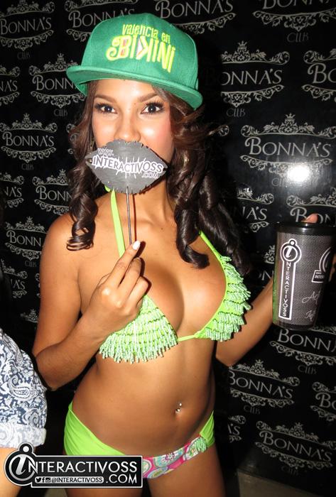 bycrondonm's tweet photo. besito interactivo de la hermosa ganadora @faghy #ChicaValenciaEnBikini2014 ... @Valenciabikini http://t.co/bLSXQ82ZRK