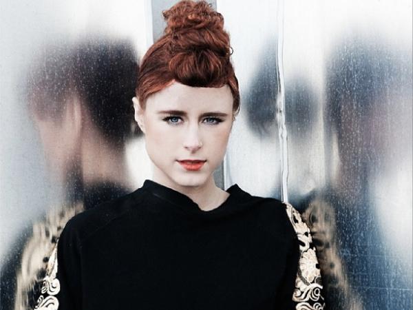 spifmplg's tweet photo. #NP @Spionsunday with @ameera_zeldine She could rule 2014 with her '90s cool&amp;hypnotic beats dance track ! @Kiesza http://t.co/Waz9qrI0M6