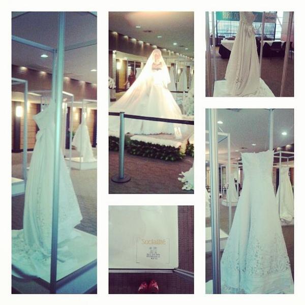 Mayrafigueroa28's tweet photo. Buscas un vestido de novia especial? en @ExpoSocialite #LaGuiaParaTusEventosl lo encontraras. http://t.co/VxM71IlTQG