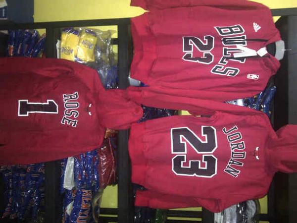 Dian_CW's tweet image. Hoodie #23Jordan n #1Rose! Yg ngaku fans nya harus punya nih! Add 29e4b1b9 for order @Chicago_BullsID @HoopsArena