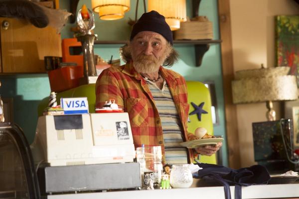 cedarcovetv's tweet photo. Why pencils have erasers!!  Lol thanks #TimWebber "Moon" http://t.co/y9X3kJ27kI