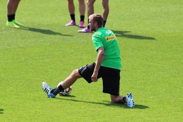 ChrisKramer23's tweet photo. Zurück auf dem Platz..
Back on the Place..
#CK23 http://t.co/Ss8permhJ6