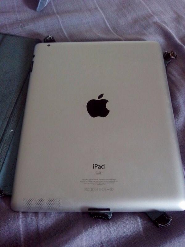 monster_cxt's tweet photo. @En_laDelValle @La_Portales Ipad 2 de 64gb
$3500.00 a tratar
Funciona al 100%
(No afecta el funcionamiento) http://t.co/c3S1aSE9gT