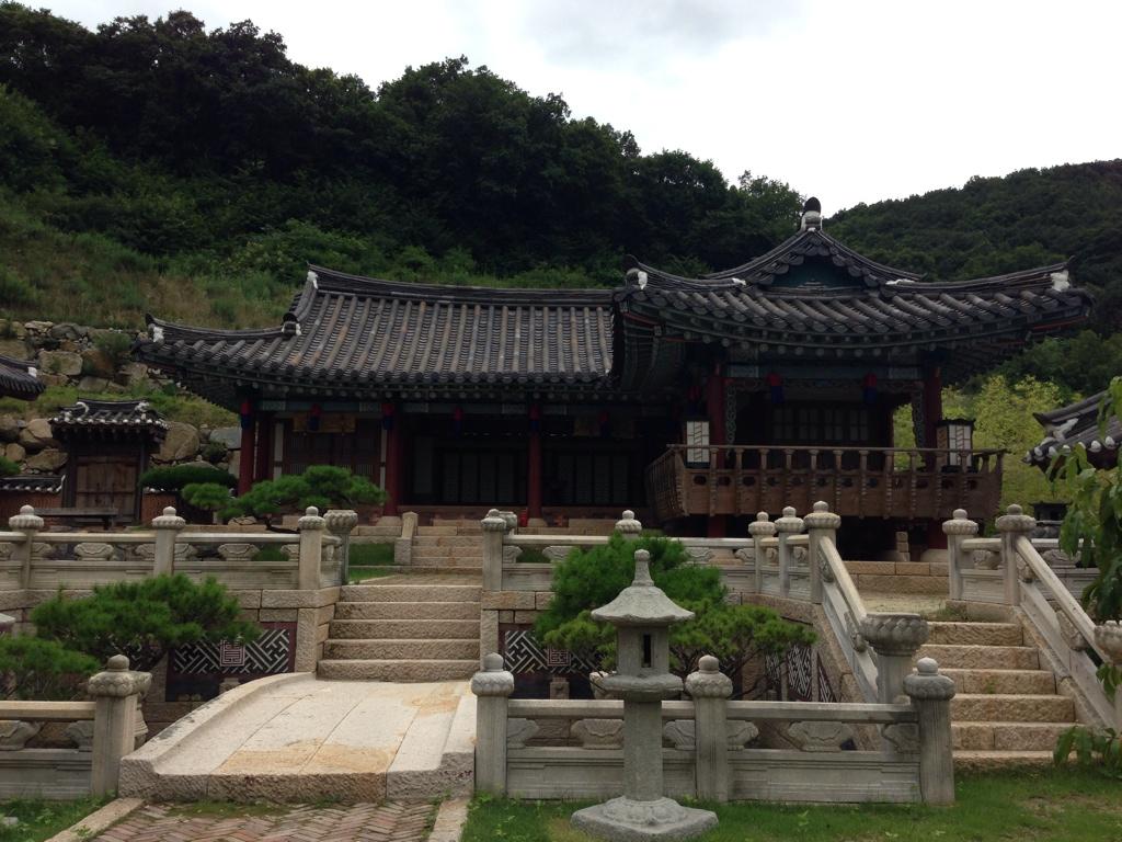 BuqBtOPCIAAqu-u.jpg:large