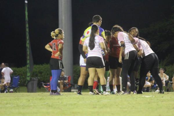 jblazin_'s tweet image. Yo do me a favor, SUPPORT YOUR LOCAL HOOKER! ;) #hooker #forwardpack #scrumdown #rugby #heinekenrugby7s #ziggynation