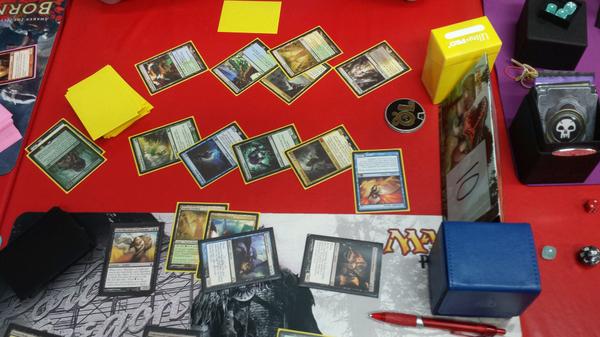 pellepluto's tweet image. Yes, that's a Sliver Hivelord in Standard. #gameday #magic2015 #brew