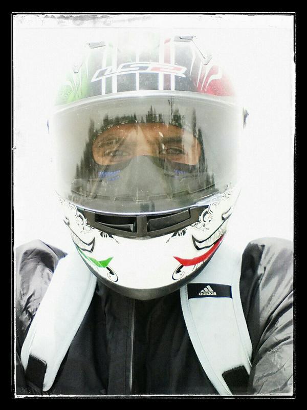 sperm_confused's tweet photo. Life is awesome when you know know you are gonna ride long but don't know where to. #mybikemypride http://t.co/W7V6qFvRMJ