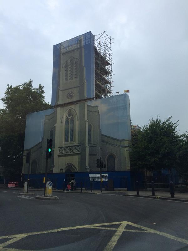 propertyPromoUK's tweet image. Excellent #externalDisplay on a church restoration facade in #Fulham, Central London.