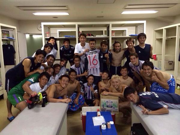 eijir0711's tweet photo. 勝利最高です！応援ありがとうございました！
石津を最高の形で送り出せてよかった！
神戸いっても頑張れよ〜！ http://t.co/MfqekLZIfR