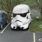 なんじゃこら❗️❓、でも、スターウオーズ愛に溢れまくりな痛車!