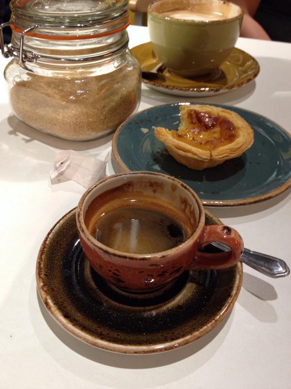 Finally decent espresso <a href="/HarrisAndHoole/">Harris+Hoole</a> Romford <a href="/timbitsandbeans/">Tim Sturk</a> <a href="/JSlamova/">Jana Slamova</a> <a href="/AmeliaLucas20/">Amelia Lucas</a>