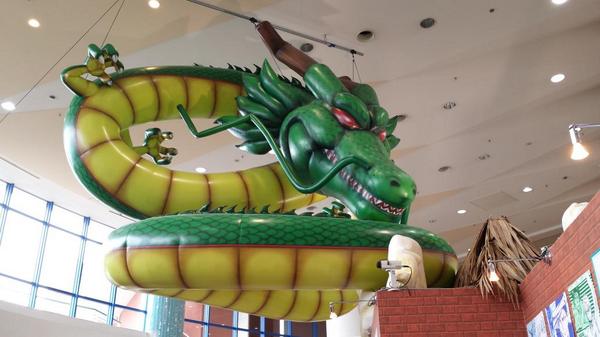 The Ant Jump Store 14 A Aquacity A Odaiba Tokyo Figurine De Sangoku 1 1 Shenron Gonflable Et Chopper Dbz Onepiece Http T Co Hwit7afuno