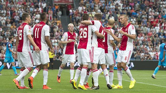 Daar klinkt het eindsignaal. Prima start van #Ajax! Een 4-1 zege op Vitesse. #ajavit