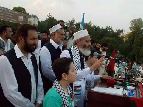 DrMerajS's tweet photo. @ahsan_jehangir: <3 Palestinian kids with @SirajOfficial in Islamabad Rally #JI #PakistanWithGaza @JIPOfficial  http://t.co/B1298eMD7N
