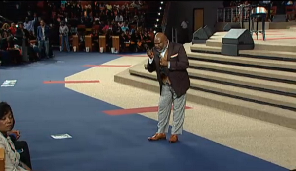 BishopJakes's tweet photo. When you try to deliver someone who is not ready for it, it will NOT work! #underprivileged #whenrightgoeswrong http://t.co/LDtCvFVUkh