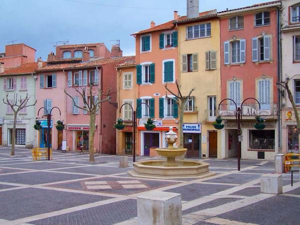 Caphermes83's tweet photo. #pierreetvacances #Port Frejus Cap Hermes  #cote d Azur. #decouvrez #Frejus centre http://t.co/0R6P5WabkG http://t.co/G6X4JjOU6S