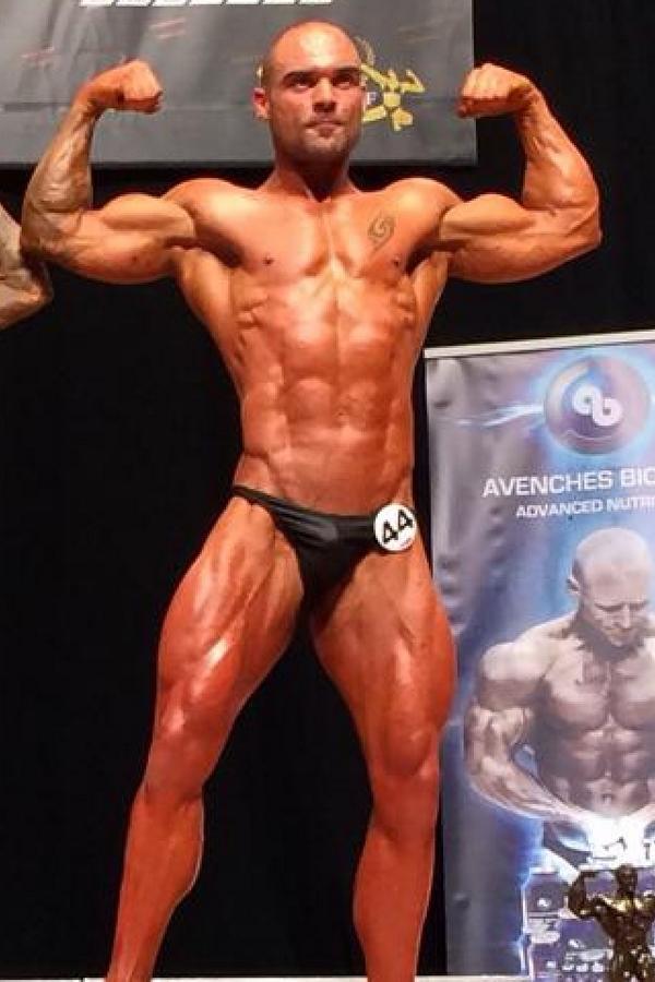 Paulymorgan's tweet photo. #ukbff #bodybuilding #frontdoublebicep #fitfam http://t.co/mOSKOqMTdt