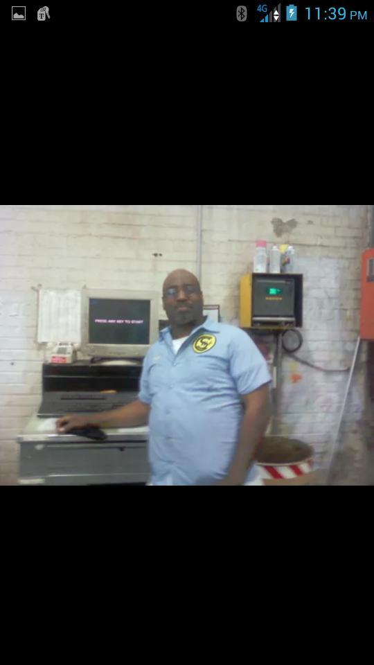 GME_KINAH's tweet photo. He Ah Make It Just So His Kids Can Have A Full Stomach All At The Same Time. I Miss You Oh Soon Much 
#BIPPOPS http://t.co/a8UWof5M6z