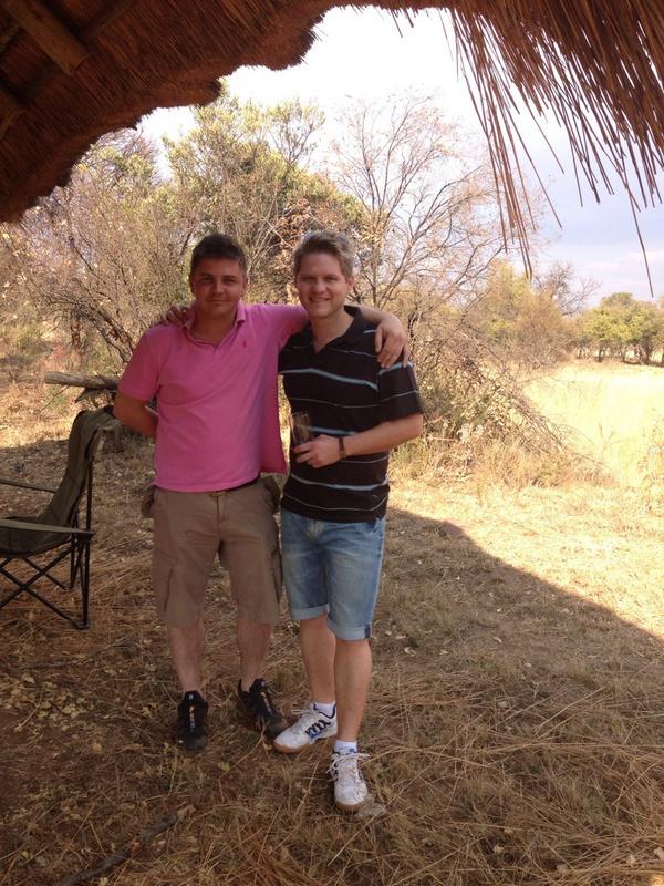 marelivaneeden's tweet photo. Baie geluk met DIE @kobusrheeders (legende) se verjaarsdag!!! Het lekker saam jou gekuier vandag! @ruantheron http://t.co/1GHhizURiF