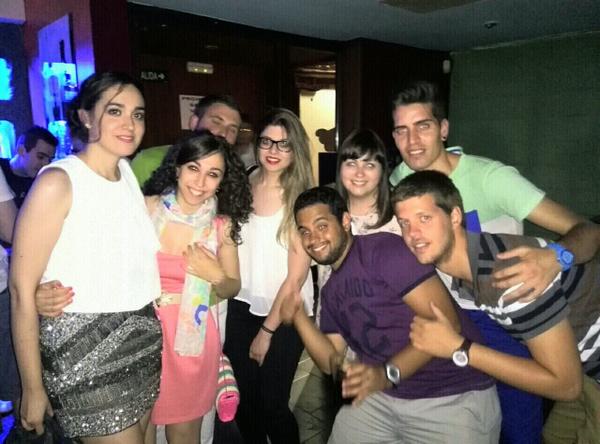 anyrub27a's tweet photo. Gran noche con @noemicdc @cristina_hache @aroita13 y @AlvaroPani. Como se esperaba, no defraudó! We needed it ;) ;) http://t.co/uxN24dPHGc