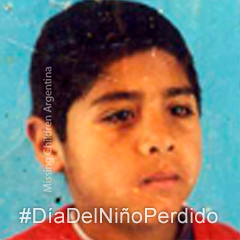 Pamelazarte's tweet photo. El de mi foto es Orlando y está perdido, ayudá a que vuelva a casa #DíadelNiñoPerdido http://t.co/XnwBN5tQuj http://t.co/Y8PlN7pefL