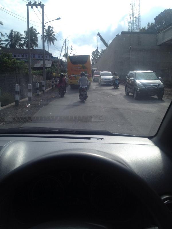 MCranium's tweet photo. Go kampung... http://t.co/VDaZU5HhdB