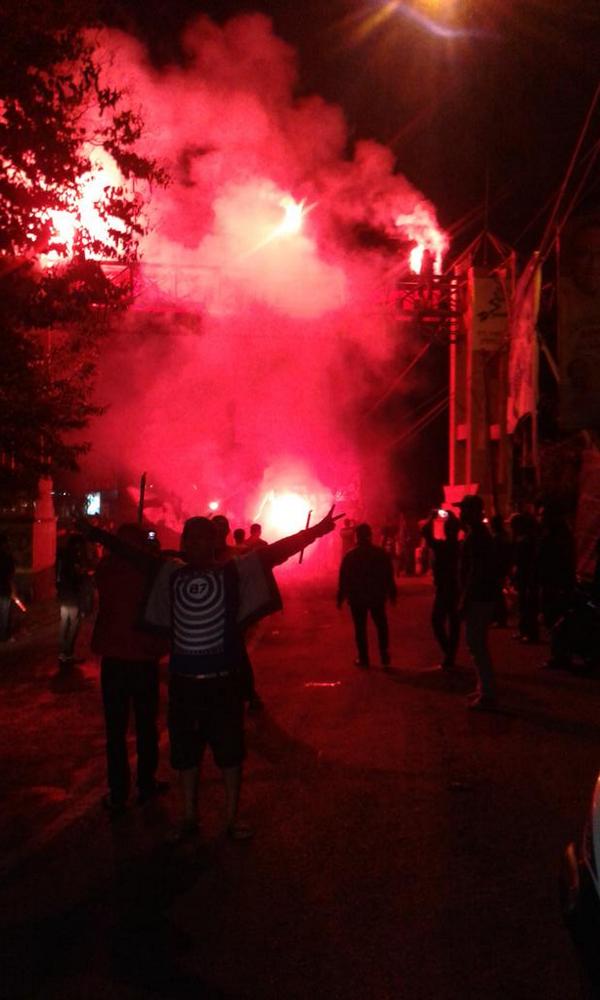 ali8715's tweet photo. Hbd Arema ku #27NuhatArema smoga tmbh Edan n Juara,,#KotaTurenMembaraKarnaFlar http://t.co/a0j5AS3MsU