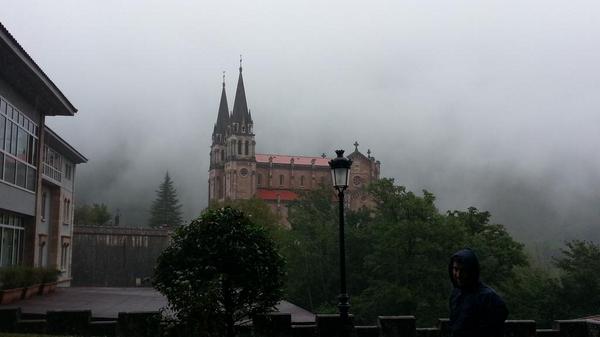FloressDavid's tweet photo. Covadonga http://t.co/nGKFfQRtwq
