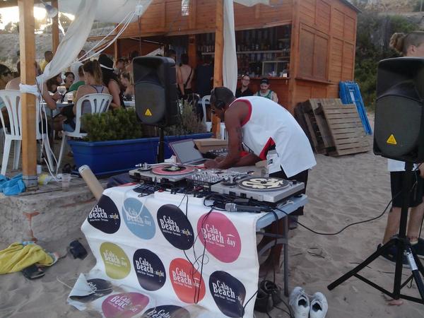 GrowingAC's tweet image. Armonitzant la platja amb bon reggae music!!! #reggae #vybz #sol #platja
