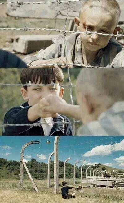 SERGlOGUZMAN's tweet image. — ¿Amigos hasta el final?

— Hasta el final...