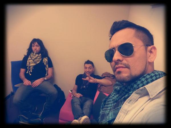 NelsonAguirreOK's tweet photo. Solo x hoy, somos rockeros. MAÑANA VOLVEMOS A SER KUARTETEROS ; ) @DiegoGranade @PabloTamagnini @SinCodificarTV http://t.co/tBdvum46RC